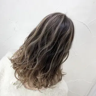 ミディアム カラー 失敗したくない人へ ハイトーン美容師のヘアスタイル
