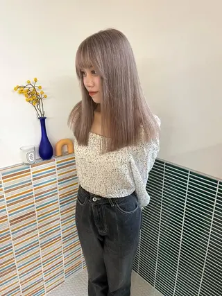 セミロング カラー 🩷ハイトーン透明感 レイヤー🩷ユリカのヘアスタイル