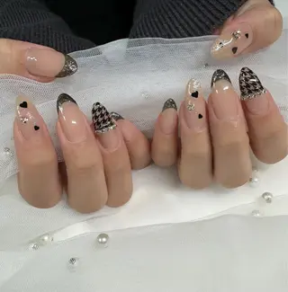 ネイル 東 千夏のネイルデザイン