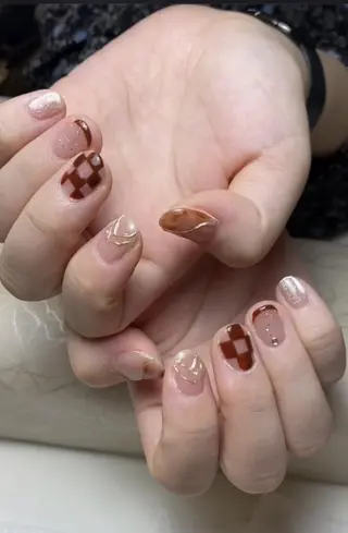 ネイル へぜリヒ ·もものネイルデザイン