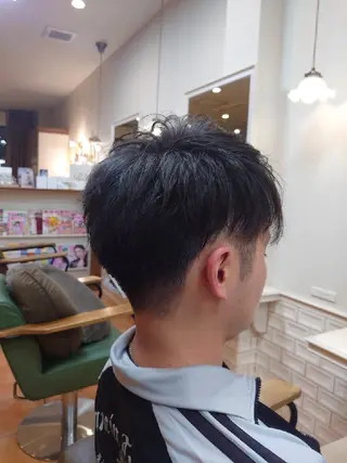 ショート メンズ 丁寧なカットが評判！ 生駒富雄☆丸上のヘアスタイル