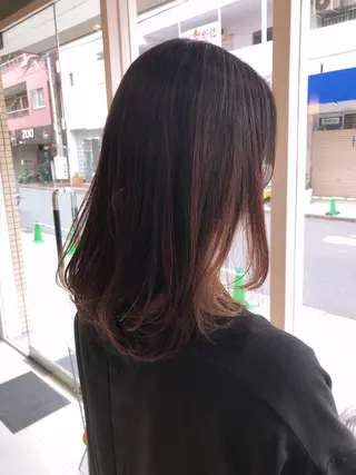 ミディアム 阿部 美咲のヘアスタイル