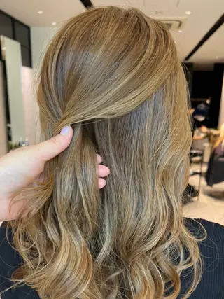 ミディアム カラー stair:case所属・✂髪質改善ストレート NO.1 深澤 颯斗のヘアスタイル