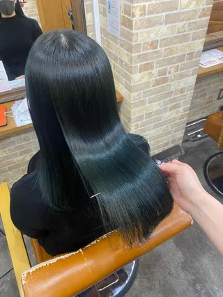 セミロング SALOWIN上野店所属・美髪ヘア 🤍erikaのヘアスタイル