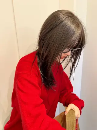 セミロング カラー KOCHAB本山所属・三谷 はるなのヘアスタイル