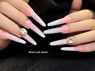ネイル Rose nail💅のネイルデザイン