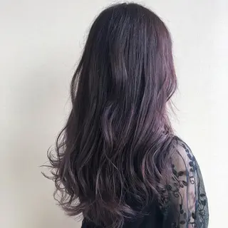 ミディアム カラー 切りっぱなしボブ/ 蒲生四丁目/伊藤瑠唯のヘアスタイル