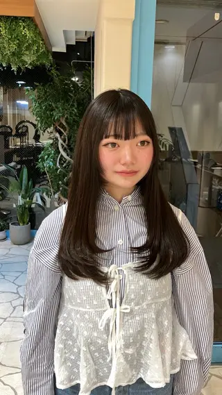 ロング カラー ヘアアレンジ CYAN.栄店所属・久野 紗愛のヘアスタイル