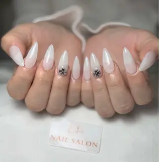 ネイル 💕鈴木ユリ パラジェル/オフ無料のネイルデザイン