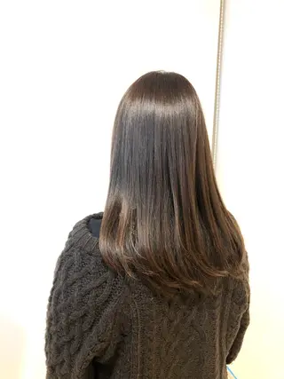 セミロング カラー 髪質改善縮毛矯正 💎TOMOのヘアスタイル