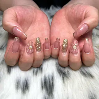 ネイル Laki nailのネイルデザイン