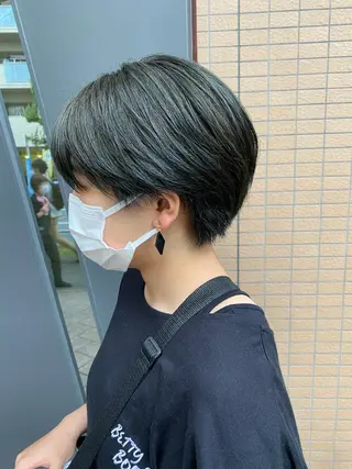 ショート カラー コマツリサ ROCCO eastのヘアスタイル