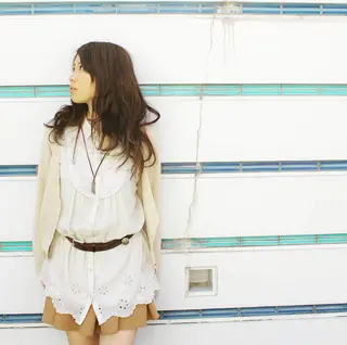 ロング ＰＯＲＴＥ　Ｈ所属・ポルトユイ エツのヘアスタイル