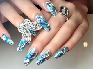 ロング ONIKA Nail 青山通り店所属・ONIKA Nail 表参道A4徒歩2分のネイルデザイン