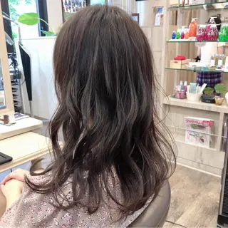 ミディアム カラー 尚平 40代からの 髪質改善専門のその他イメージ