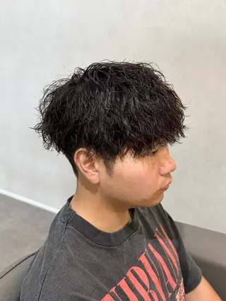 ショート パーマ メンズ Salon de Qualia(サロンドクオリア)所属・杉下　涼/ハイトーン /髪質改善/パーマのヘアスタイル