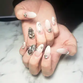 ネイル ビジュード ネイルのネイルデザイン