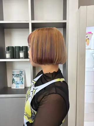 セミロング カラー HIKARI🐈‍⬛ ハイトーン×デザインのヘアスタイル