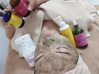 ニキビ・毛穴改善 🌿ハーブピーリングのエステ・リラクイメージ