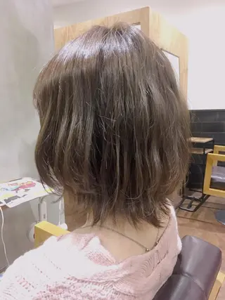 ショート カラー ヘアアレンジ nable.所属・栗林 実莉のネイルデザイン