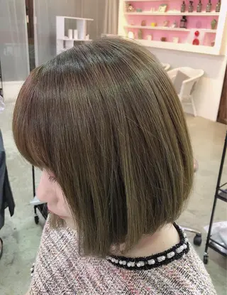 ショート カラー 浦山 和之のヘアスタイル