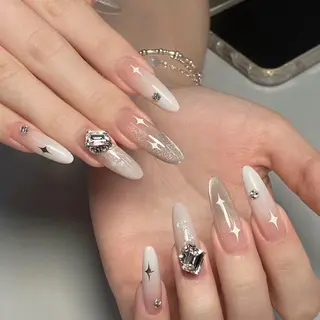 ネイル リセス 高田馬場のネイルデザイン