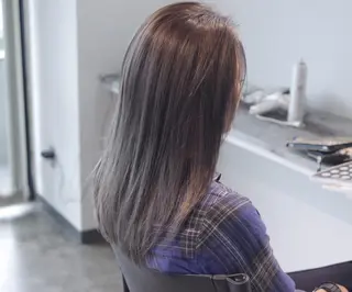 ショート ミディアム セミロング ロング カラー クセ毛お悩みの方 四宮桂佑のヘアスタイル