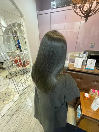 ロング カラー ＼脱・うねり& 広がり／gite菊のヘアスタイル