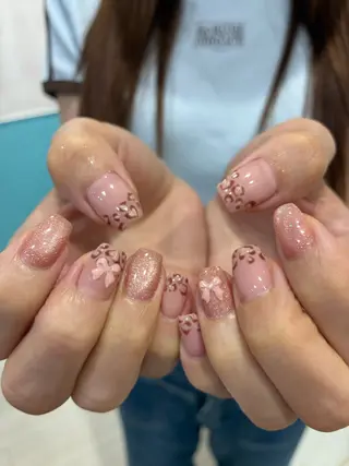 ネイル 13日3980円‼️ マグもデザインも◎のネイルデザイン