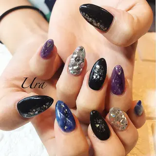 ネイル UrakoNail 《nail》のネイルデザイン