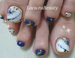 ネイル 小顔と腸の専門店 ラクーラビューティのエステ・リラクイメージ