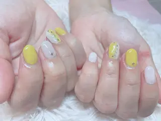 ネイル 頑張る女性の味方✴︎ M.i　nail ♡のネイルデザイン