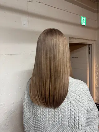 セミロング カラー 🩵似合わせカット SEIRA🩵のヘアスタイル