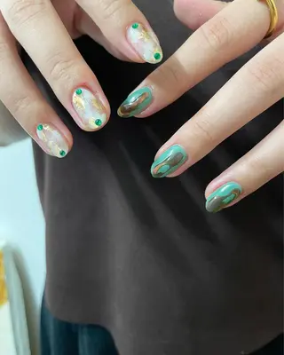 ネイル kiii.__ ✴︎*のネイルデザイン