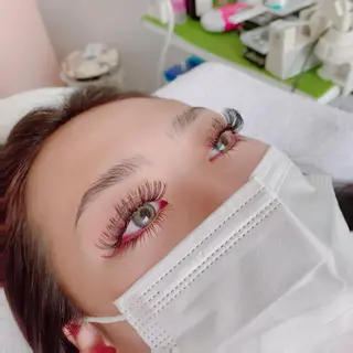 パーマ マツエク・マツパ アイブロウ 神山 ビューティー・アイのマツエク・マツパデザイン
