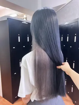 ロング カラー JEWIL SHIBUYAのヘアスタイル