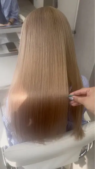 ロング カラー 🕯コバ/レイヤー/ 美髪縮毛🕯のヘアスタイル