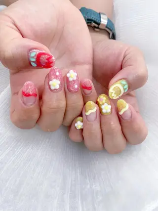 ネイル 五十嵐 美智のネイルデザイン