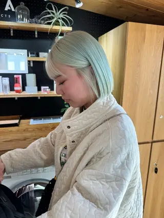 セミロング Rico / bob/グレージュのヘアスタイル