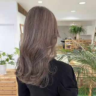 セミロング カラー hoNua. 栄/透明感カラーのヘアスタイル