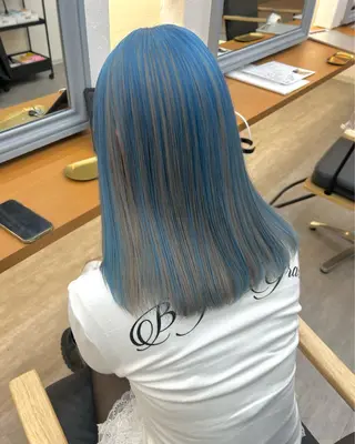 カラー MAMI / Lienのヘアスタイル