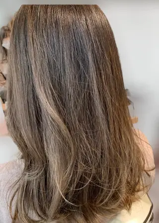 セミロング カラー GO TODAY SHAiRE SALON 梅田店所属・ベージュカラー/ボブ チャネリングカットのヘアスタイル