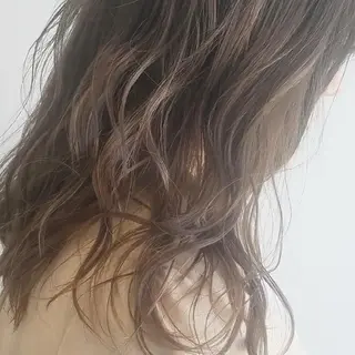 セミロング カラー iplus まつげ、眉毛、耳つぼのマツエク・マツパデザイン