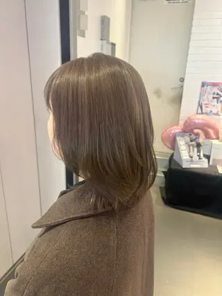 ミディアム カラー ヘアアレンジ 🎀艶ハイトーン モテ髪🎀さや💜のヘアスタイル