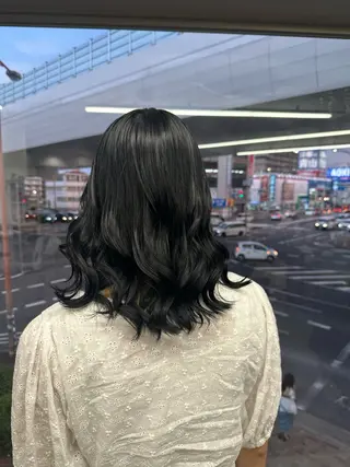 ミディアム カラー 岡山 紗里奈のヘアスタイル