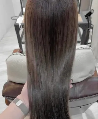 ロング 美髪✨艶髪✨髪質改善 カラー特化❣辻本悠心のヘアスタイル