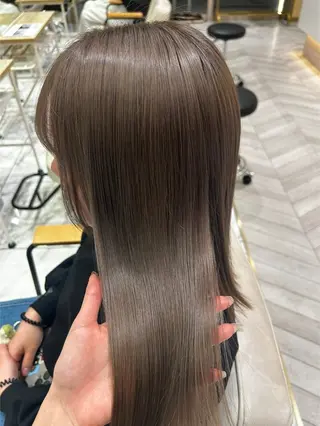 セミロング カラー yurika🎀 透明感カラーのヘアスタイル