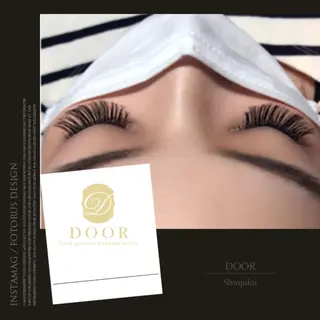 マツエク・マツパ lucida 新宿所属・金子 紗也加のマツエク・マツパデザイン