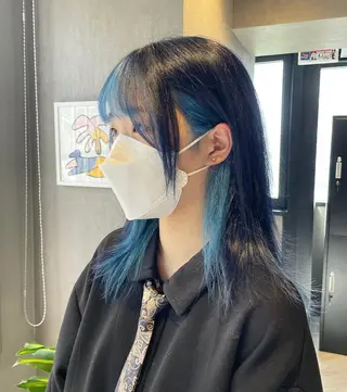 セミロング カラー さと ちはるのヘアスタイル