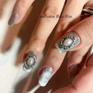 ミディアム ネイル ネイルスタジオ シェイクユアハンズのネイルデザイン